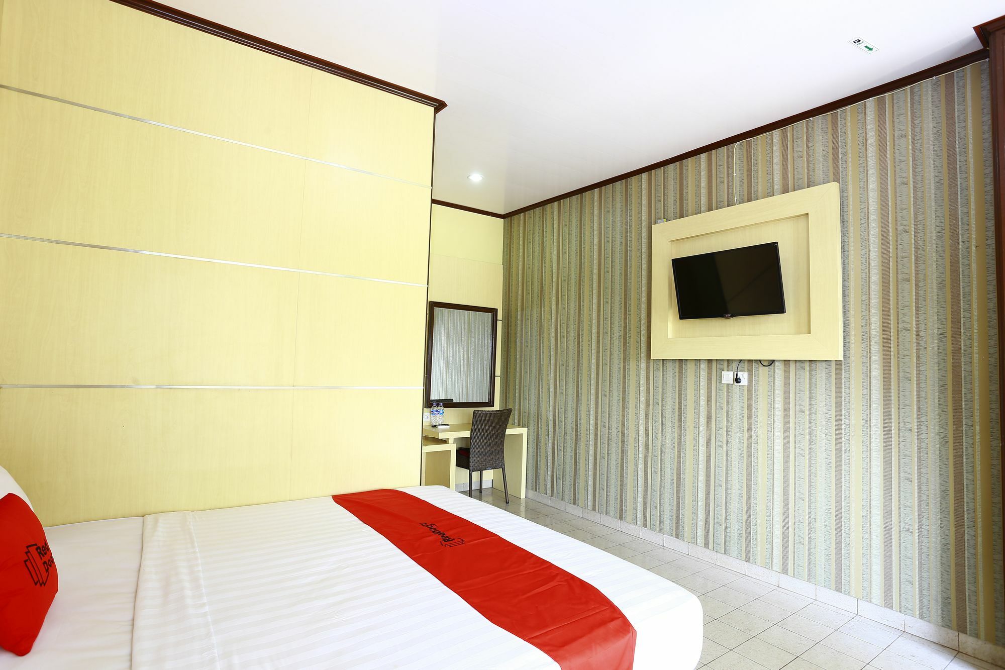 Reddoorz Near Prawirotaman 2 Yogyakarta Exterior foto